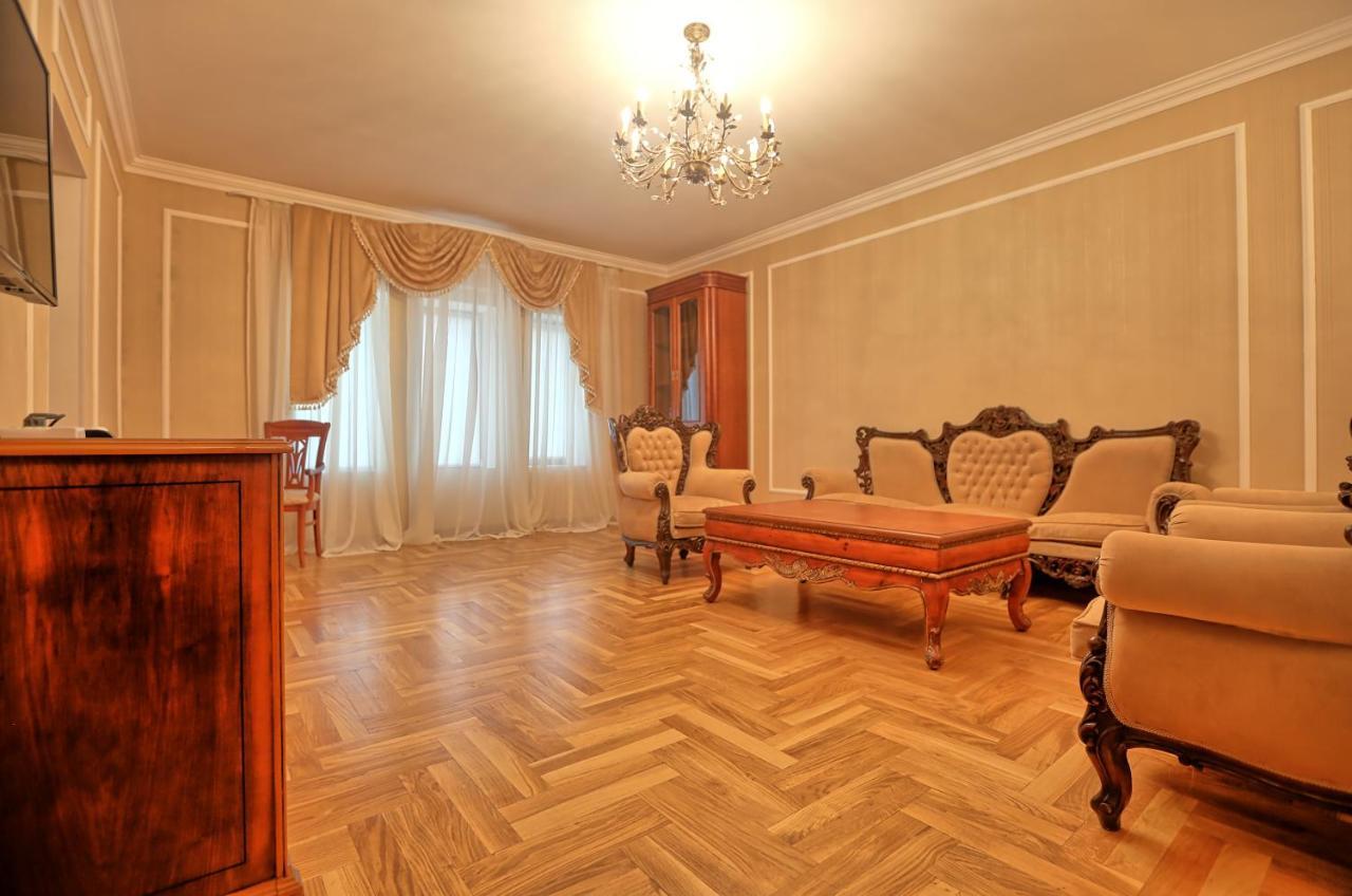 Ritsa Hotel Soechoemi Buitenkant foto