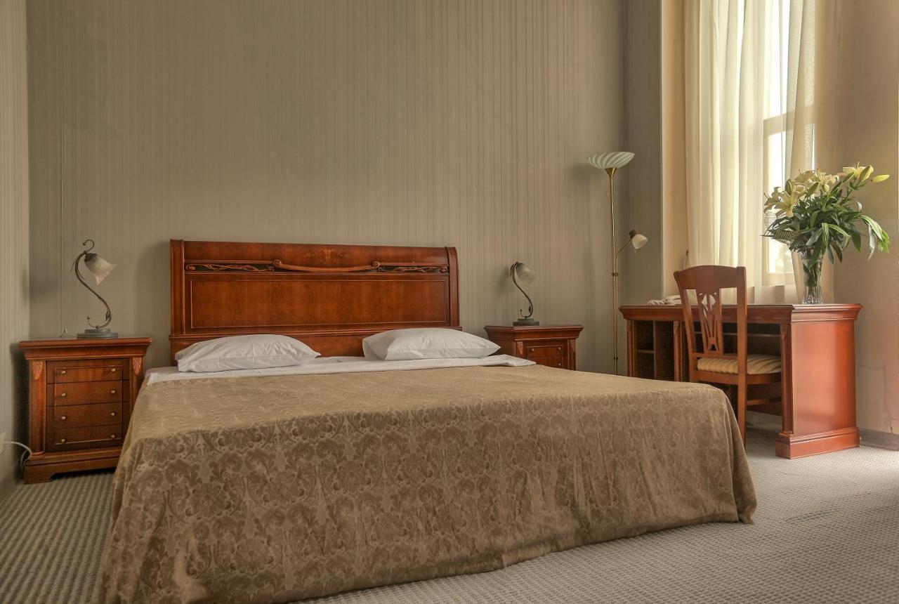 Ritsa Hotel Soechoemi Buitenkant foto
